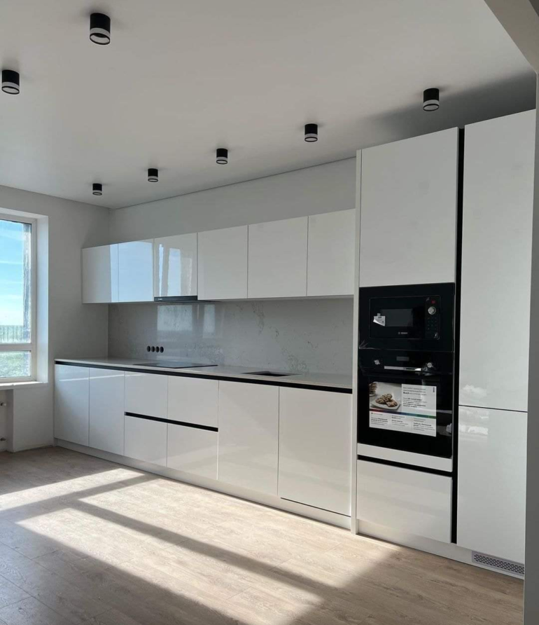 Cuisines moderne en I réalisée en menuiserie bois par Nova Star