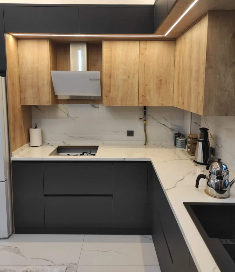 Cuisines moderne en L haut de gamme conçue et installée par Nova Star